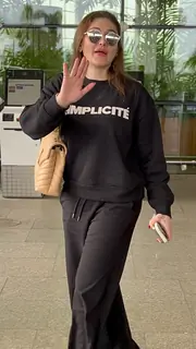 Shefali Jariwala snapped at the airport