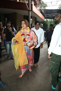 Charmy Kaur snapped at Siddhivinayak Temple