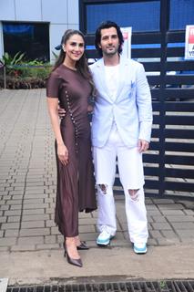 Aditya Seal and Vaani Kapoor snapped at Kalina airport