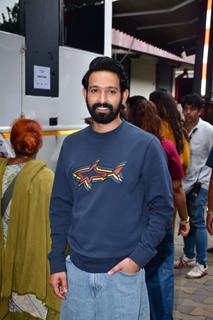 Vikrant Massey snapped promoting Phir Aayi Hasseen Dillruba at Apka Apna Zakir Show