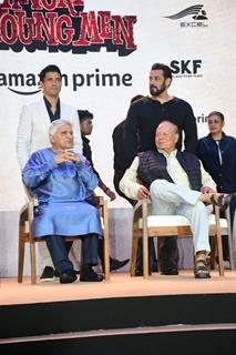 Salman Khan, Farhan Akhtar, Salim Khan and Javed Akhtar snapped at the trailer launch of Angry Young Men