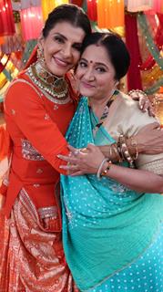 Anita Raaj celebration of Raksha Bandhan on set