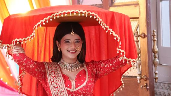 Samridhii Shukla celebration of Raksha Bandhan on set