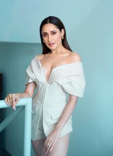 Pragya Jaiswal’s Stunning Looks from Khel Khel Mein