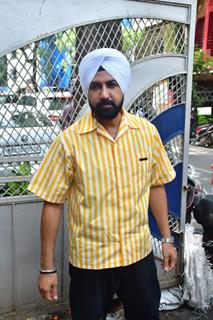 Gippy Grewal  snapped in the city