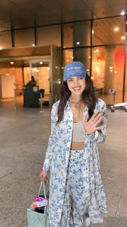 Priyanka Chopra snapped at the airport