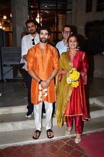 Aashim Gulati, Dhvani Bhanushali and Vinod Bhanushali  visit ISKCON Temple, Juhu 