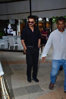 Anil Kapoor attends prayer meet of late photographer Pradeep Bandekar