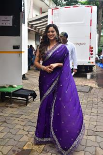 Shweta Tiwari snapped promoting their upcoming movie IC 814 on sets of Aapkaa Apna Zakir