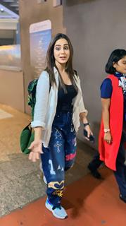 Genelia Deshmukh snapped at the airport