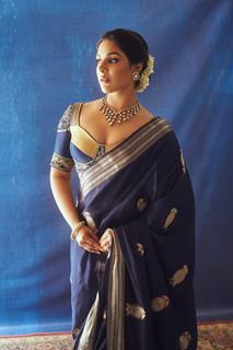 Samyukta saree look