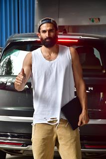 Aditya Roy Kapur snapped in the city