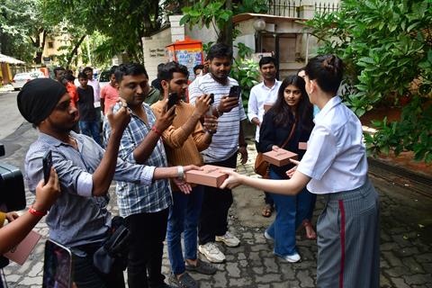 Sanjana Sanghi celebrates her birthday with paps