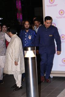 Anant Ambani snapped at the finale show of Rajadhiraaj: ‘Love. Life. Leela