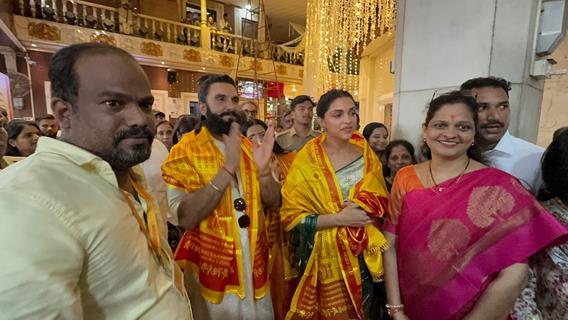 Ranveer Singh and Deepika Padukone snapped at Siddhivinayak Temple 