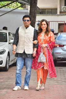 Samir Soni and Neelam Kothari outside Shilpa Shetty's residence for Ganapati Darshan