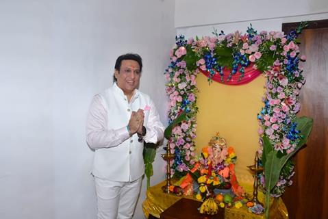 Govinda celebrates Ganesh Chaturthi at his home