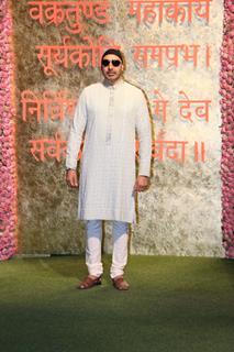 Sukhbir snapped at Antilia for Ganesh Chaturthi