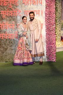 Genelia Deshmukh and Riteish Deshmukh snapped at Antilia for Ganesh Chaturthi