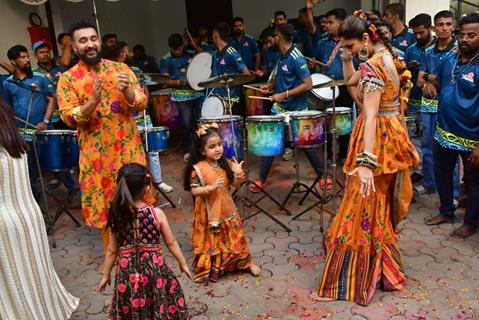 Shilpa Shetty and Raj Kundra snapped at their Ganapati Bappa Visarjan