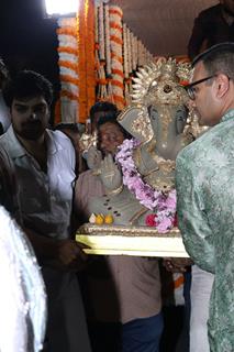 Celebrities snapped at thair Ganpati Visarjan