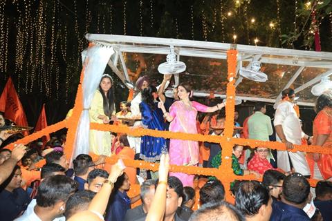 Neeta Ambani and Radhika Merchant snapped at their Bappa Visarjan