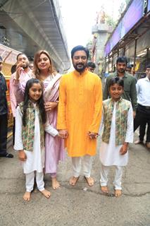 Celebrities snapped at Lalbhaug Cha Raja