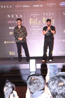 Shah Rukh Khan and Karan Johar snapped at the conference of 24th IIFA Awards