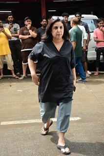 Farah Khan arrive for Malaika Arora's father Anil Mehta's last rites