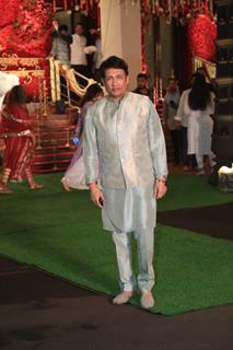 Shekhar Suman snapped at CM’s residence for Ganpati Darshan