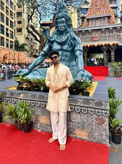 Akash Chaudhary looks super stylish during Ganesh Chaturthi Celebrations