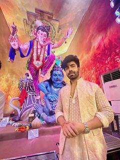 Akash Chaudhary looks super stylish during Ganesh Chaturthi Celebrations