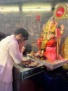 Akash Chaudhary looks super stylish during Ganesh Chaturthi Celebrations