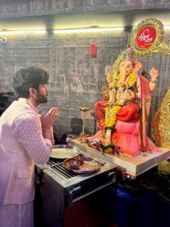 Akash Chaudhary looks super stylish during Ganesh Chaturthi Celebrations