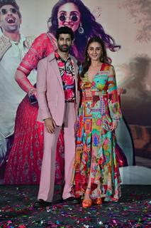 Aashim Gulati and Dhvani Bhanushali snapped at the special live musical performances of their upcoming film 'Kahan Shuru Kahan Khatam'