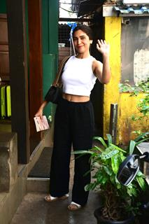 Bhumi Pednekar snapped in Bandra 