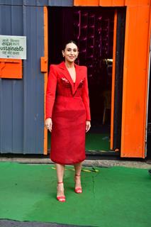 Karisma Kapoor snapped on the sets of India's Best Dancer season 4