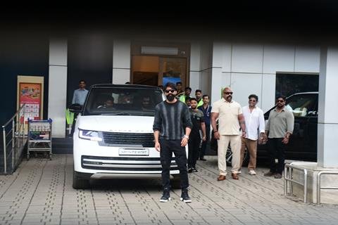 Yash snapped at the airport