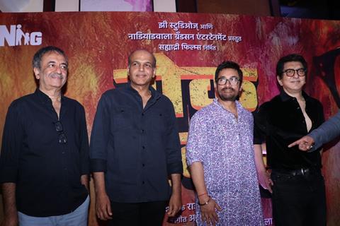 Aamir Khan, Sajid Nadiadwala, Ashutosh Gowariker and Rajkumar Hirani  grace the trailer launch of 'Yek Number'