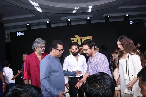 Aamir Khan  grace the trailer launch of 'Yek Number'