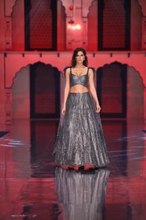 Elnaaz Norouzi Ramp Walk For Rohit Gandhi Rahul khanna