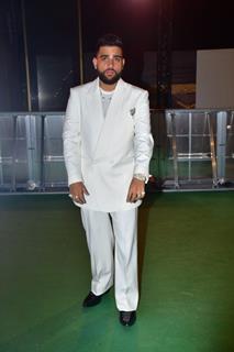 Karan Aujla grace the green carpet of IIFA Awards 2024