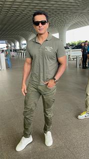 Sonu Sood snapped at the airport