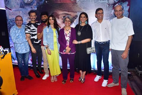 Ashutosh Gowariker, Sonali Kulkarni and Sai Tamhankar grace the premiere of Manvat Murders