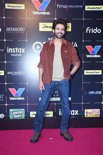 Kartik Aaryan snapped at the Bollywood Hungama OTT India Fest – Day 2