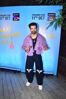 Rithvik Dhanjani snapped at the special screening of ‘Raat Jawaan Hai’