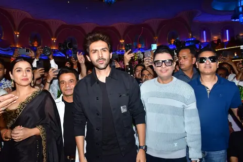Vidya Balan, Bhushan Kumar, Anees Bazmee and Kartik Aaryan snapped at the trailer launch of ‘Bhool Bhulaiyaa 3’ at Raj Mandir in Jaipur