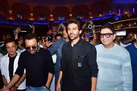 Rajpal Yadav, Bhushan Kumar, Anees Bazmee and Kartik Aaryan snapped at the trailer launch of ‘Bhool Bhulaiyaa 3’ at Raj Mandir in Jaipur