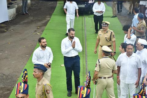 Celebrities snapped at Ratan Tata's Funeral