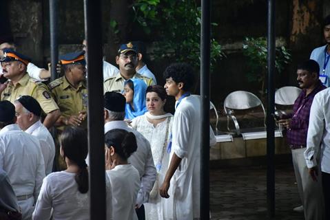 Celebrities snapped at Ratan Tata's Funeral